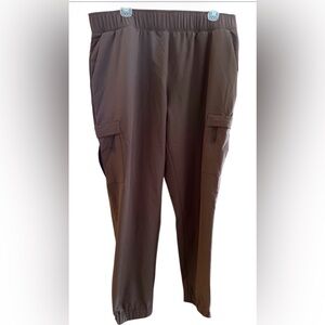 Mondetta Men's Dark Brown Cargo Pants size XL 92% recycled polyester 8% spandex